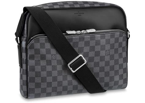 Louis Vuitton Reporter Dayton Damier Graphite MM 